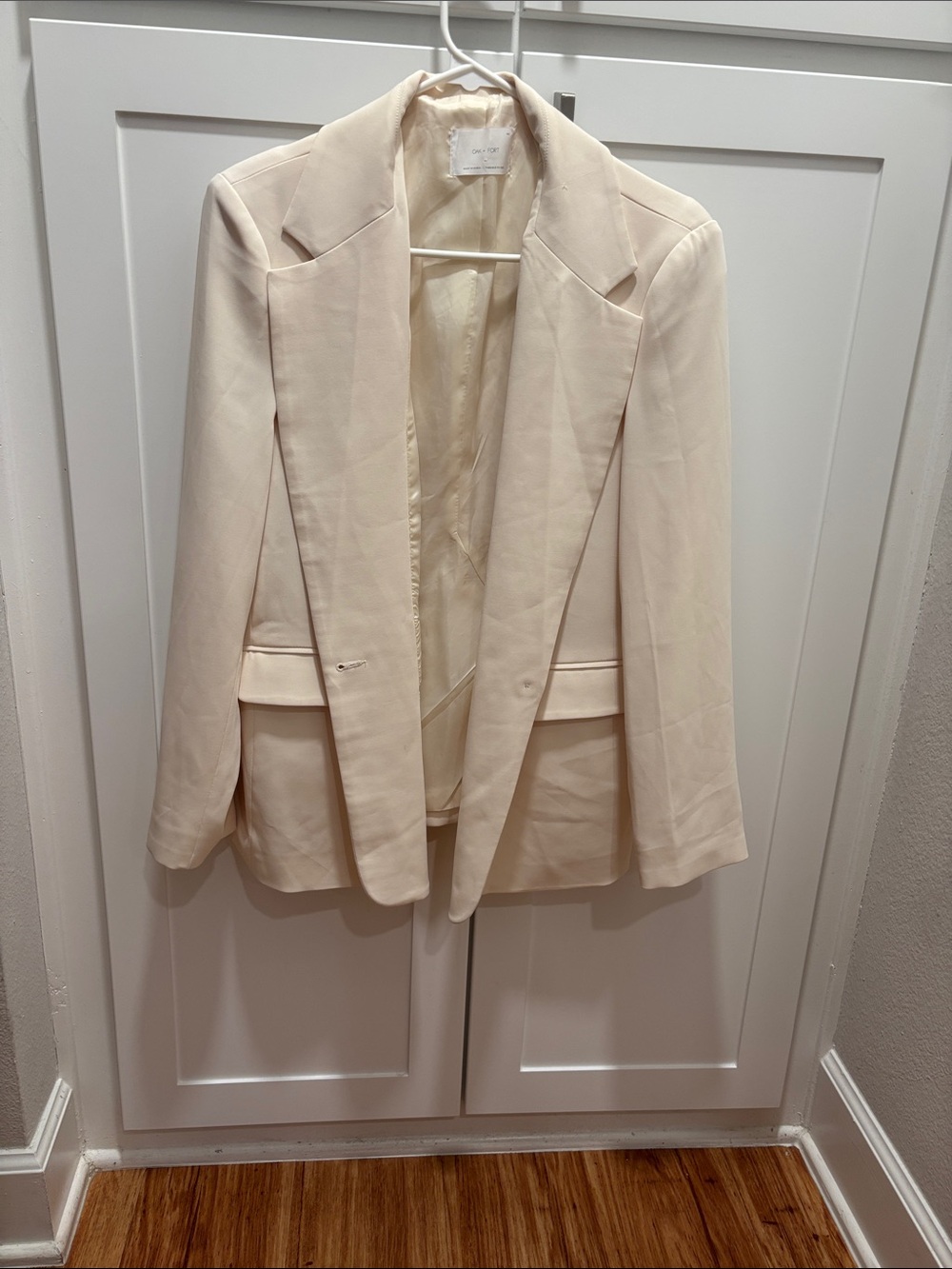 OAK + FORT Cream Tailored Blazer Jacket